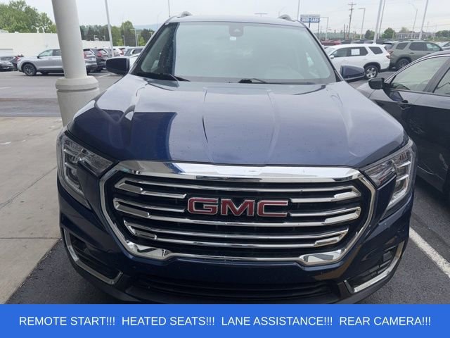 Used 2023 GMC Terrain SLT AWD/4WD image 2