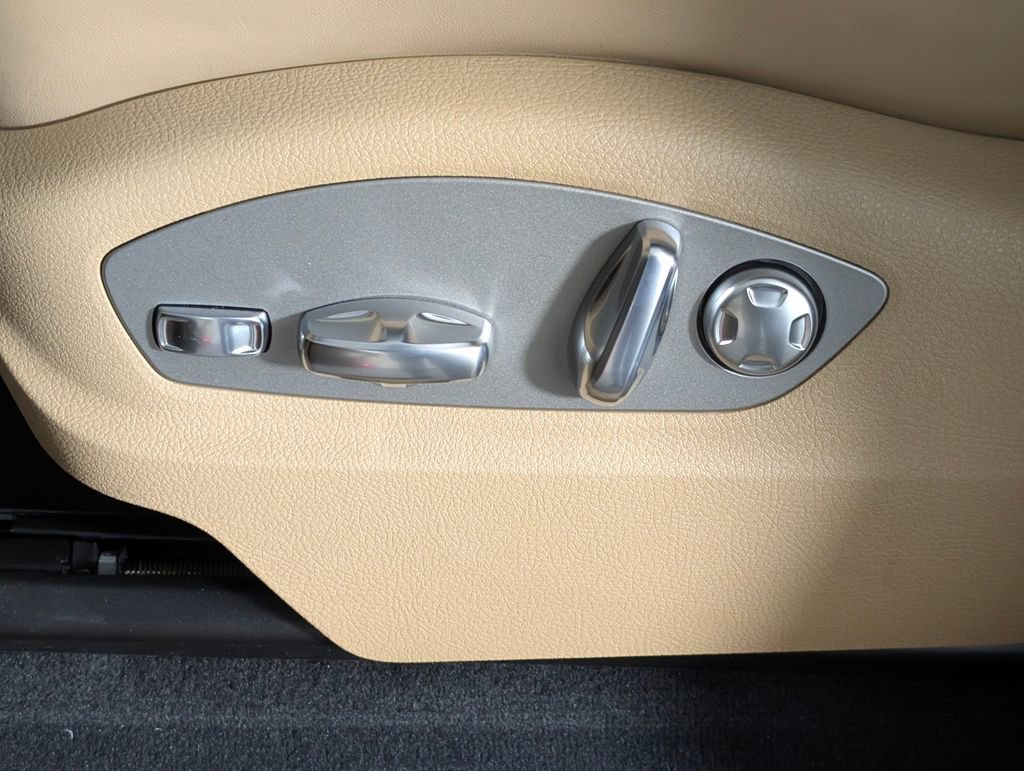 New 2026 Porsche Macan image 29