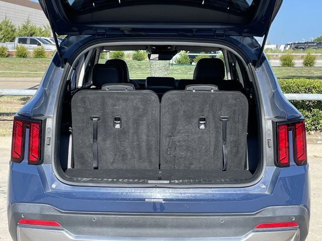 Used 2024 Kia Sorento S w/ Panoramic Sunroof Package FWD image 28