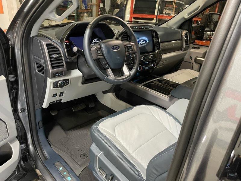 Used 2022 Ford F350 Limited image 13