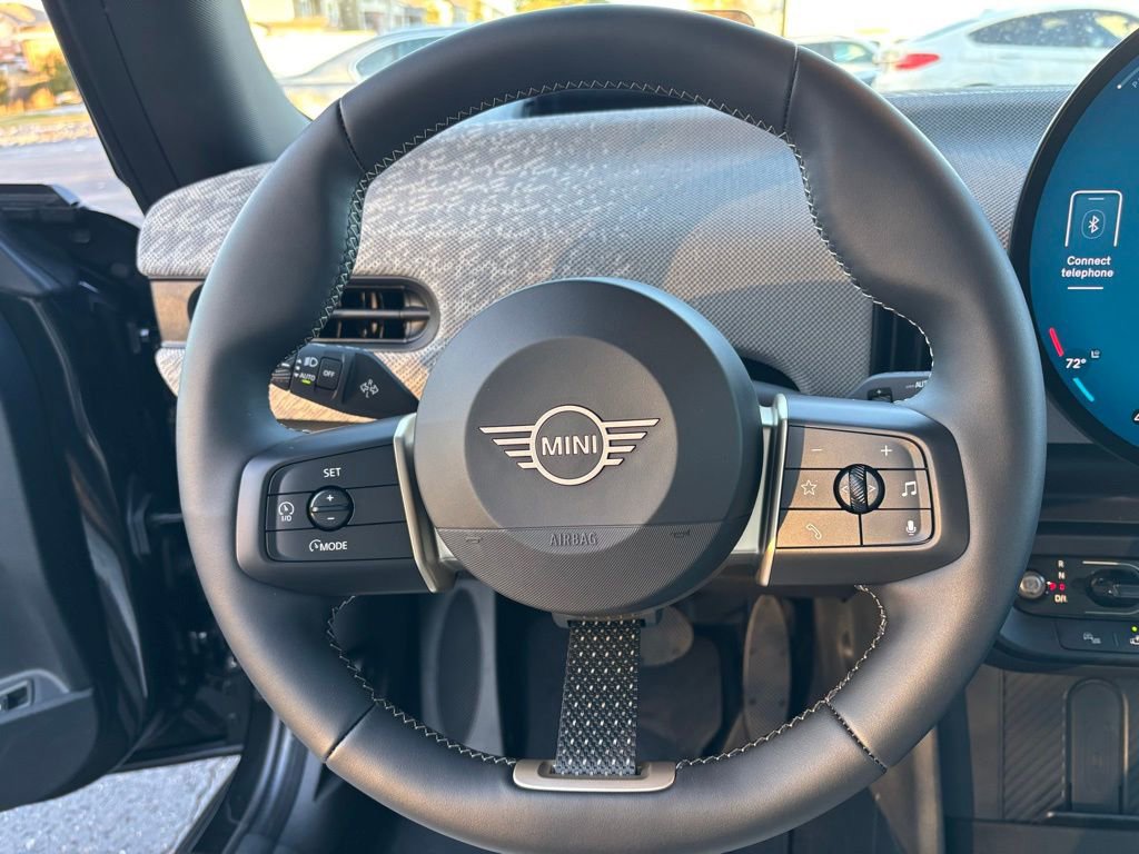 New 2025 MINI Cooper 2-Door Hardtop image 15