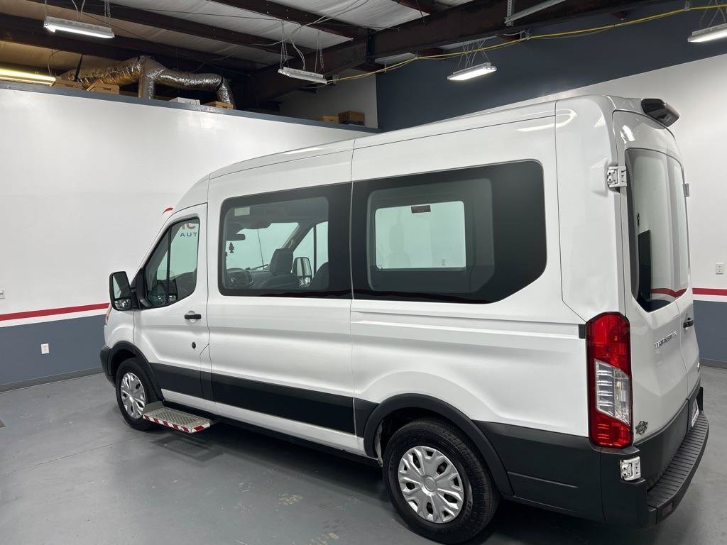 Used 2018 Ford Transit 150 XL RWD image 7