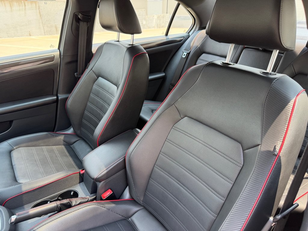 Used 2014 Volkswagen Jetta GLI FWD image 18