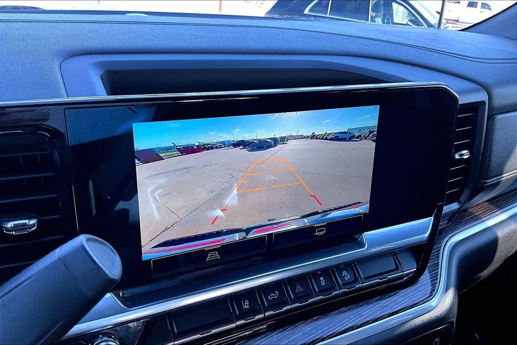 Used 2024 GMC Sierra 2500 SLE w/ SLE Convenience Package image 28