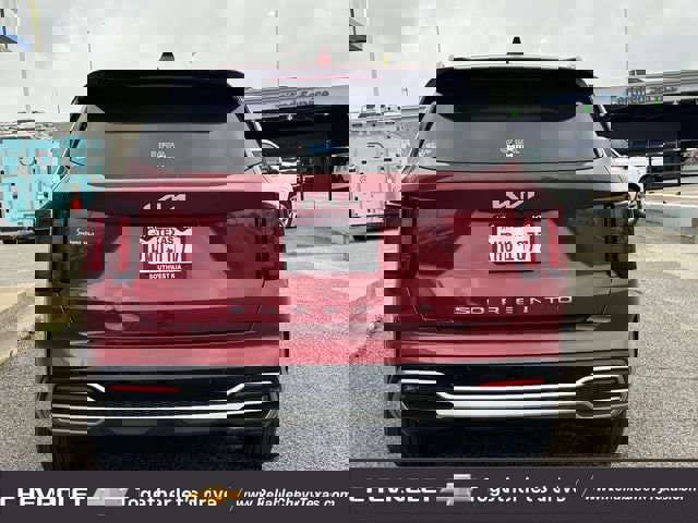 Used 2022 Kia Sorento EX image 5