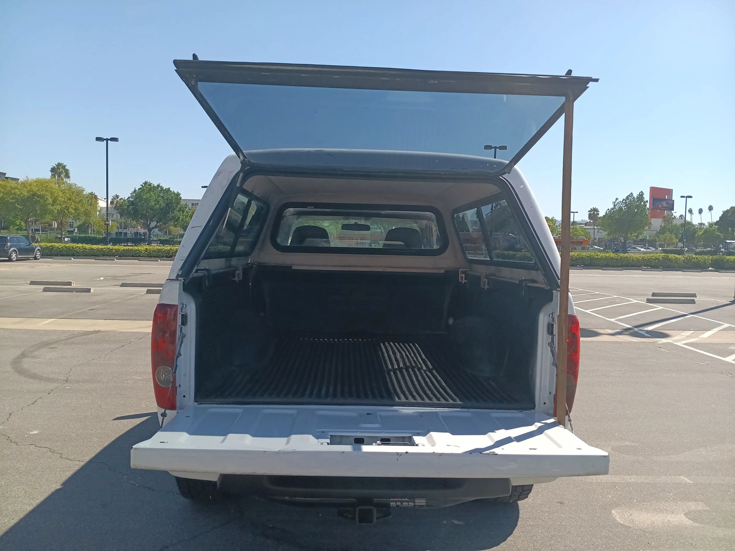 Used 2010 Chevrolet Colorado W/T AWD/4WD image 9