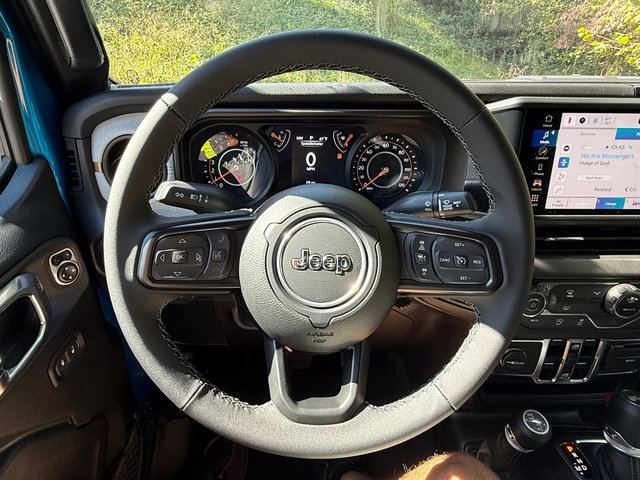 New 2025 Jeep Wrangler Unlimited Sport image 21