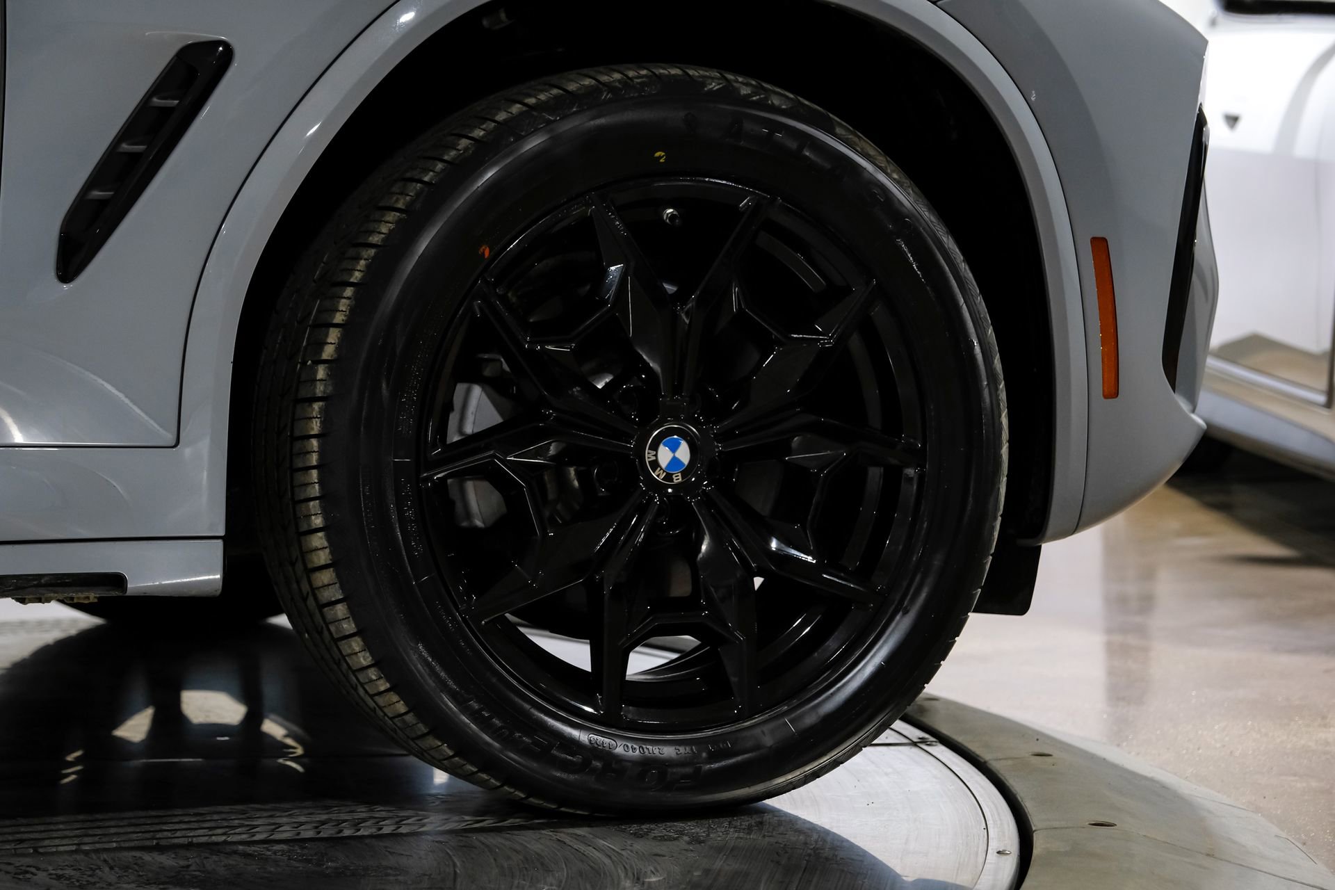 Used 2024 BMW X3 xDrive30i w/ M Sport Package image 60