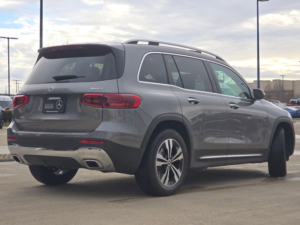 Certified 2025 Mercedes-Benz GLB 250 4MATIC image 16
