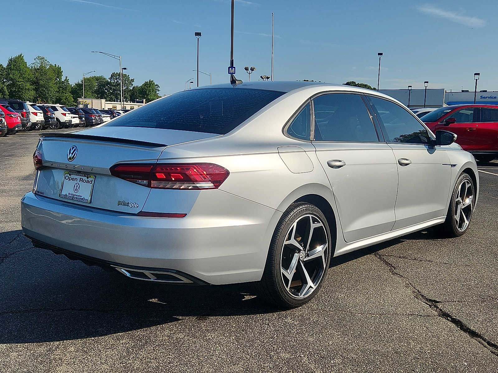 Used 2021 Volkswagen Passat 2.0T R-Line FWD image 6