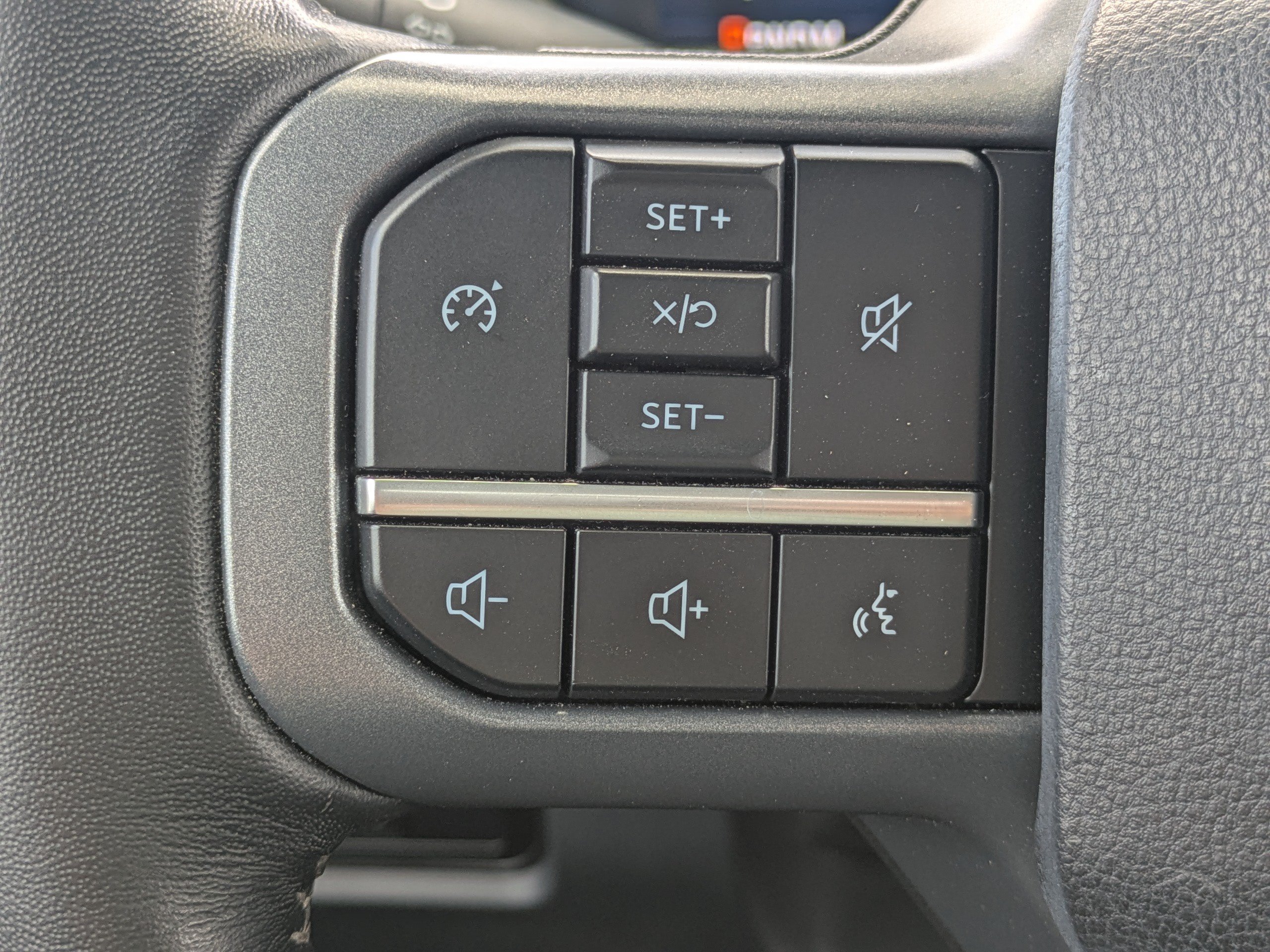 Used 2024 Ford F250 Lariat AWD/4WD image 25