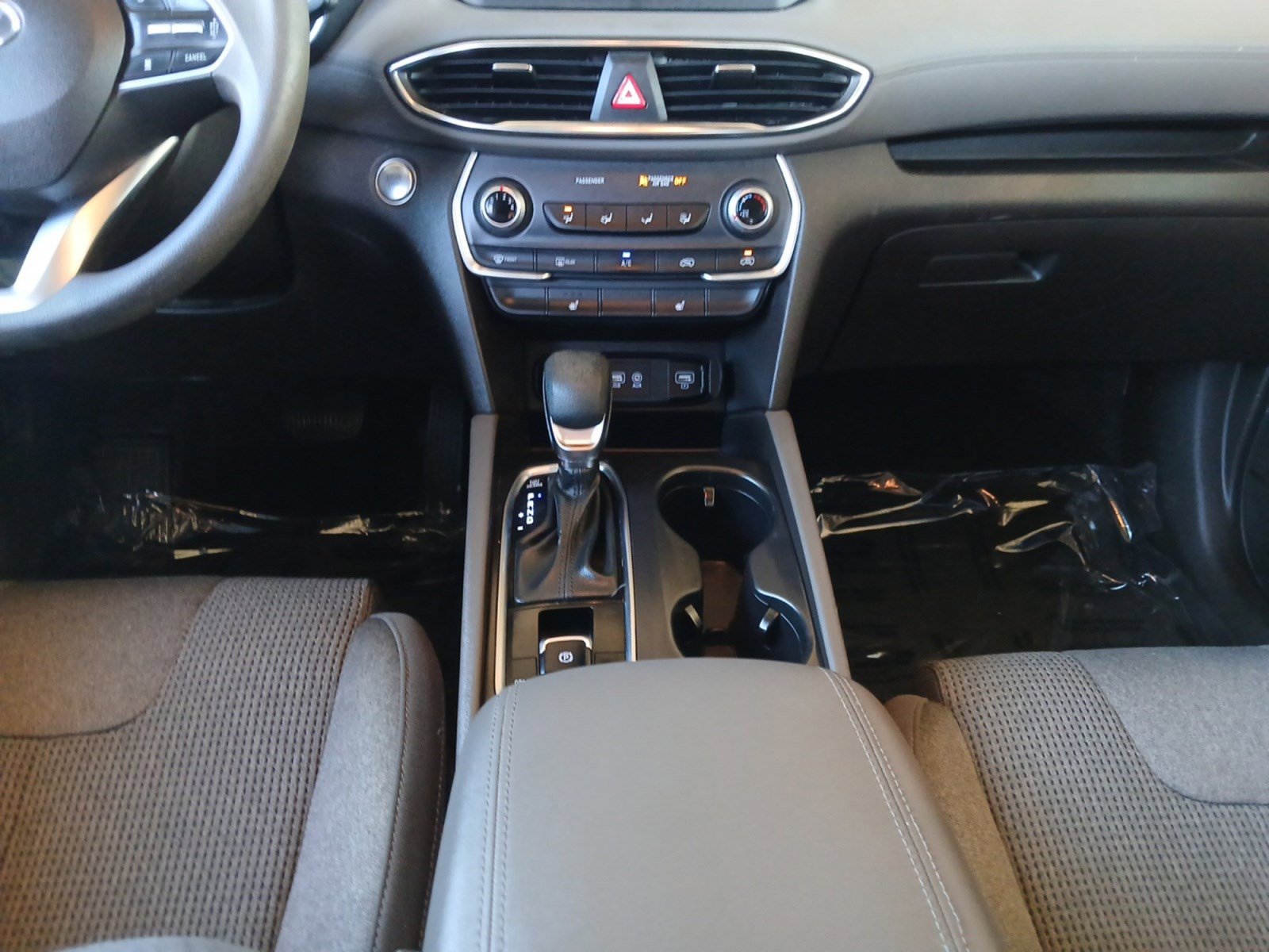 Used 2020 Hyundai Santa Fe SEL image 11