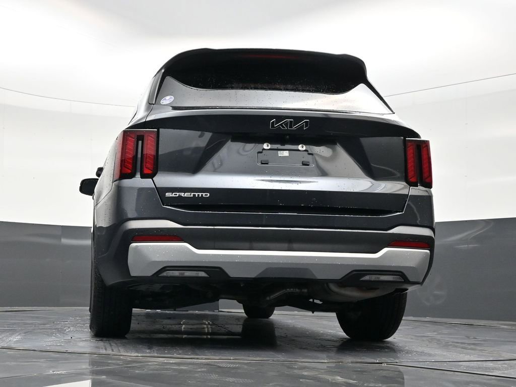 Used 2024 Kia Sorento LX image 23