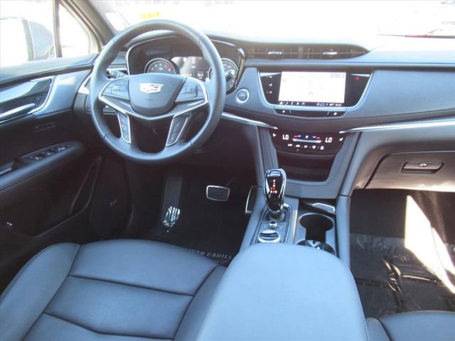 Certified 2024 Cadillac XT5 Sportv w/ Technology Package image 14