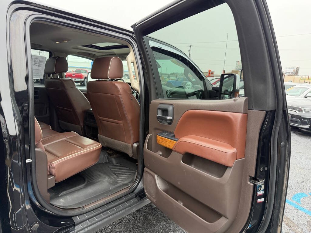 Used 2016 Chevrolet Silverado 2500 High Country w/ High Country Premium Package AWD/4WD image 42