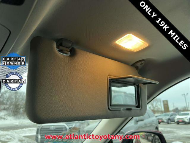 Certified 2024 Toyota Highlander XLE image 37