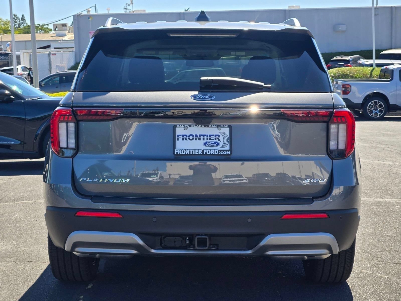 New 2026 Ford Explorer Platinum w/ LUX Leather Package AWD/4WD image 6