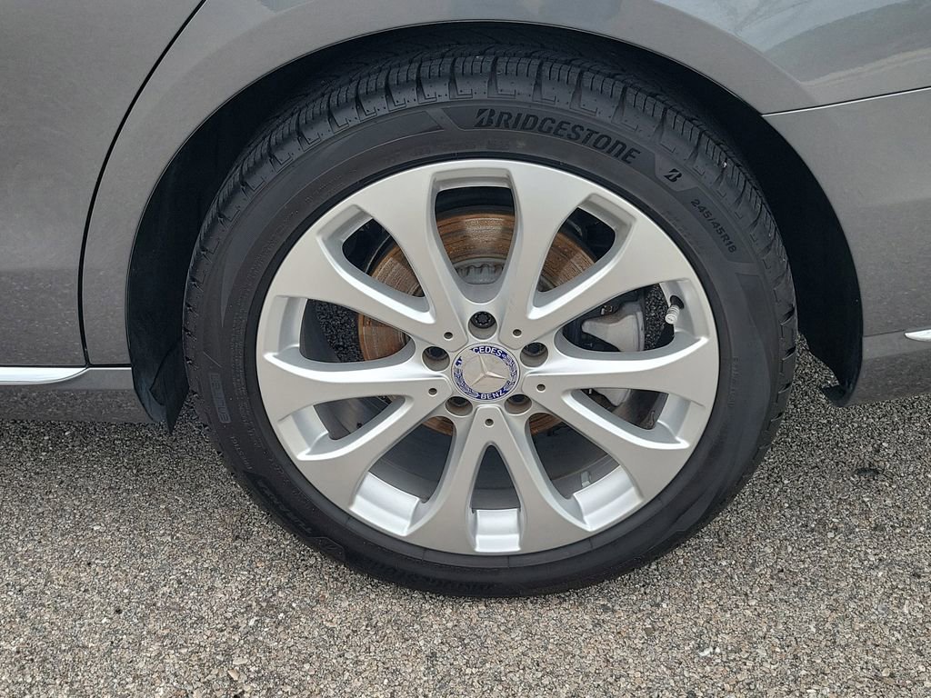 Used 2017 Mercedes-Benz E 300 image 14