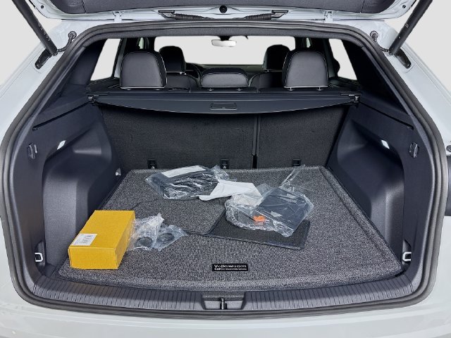 New 2026 Volkswagen Atlas Cross Sport SEL Premium R-Line AWD/4WD image 28