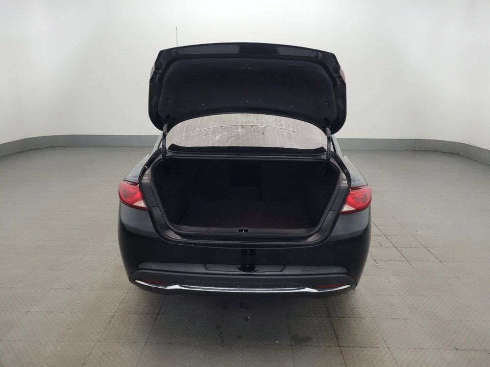 Used 2017 Chrysler 200 Limited Platinum FWD image 29