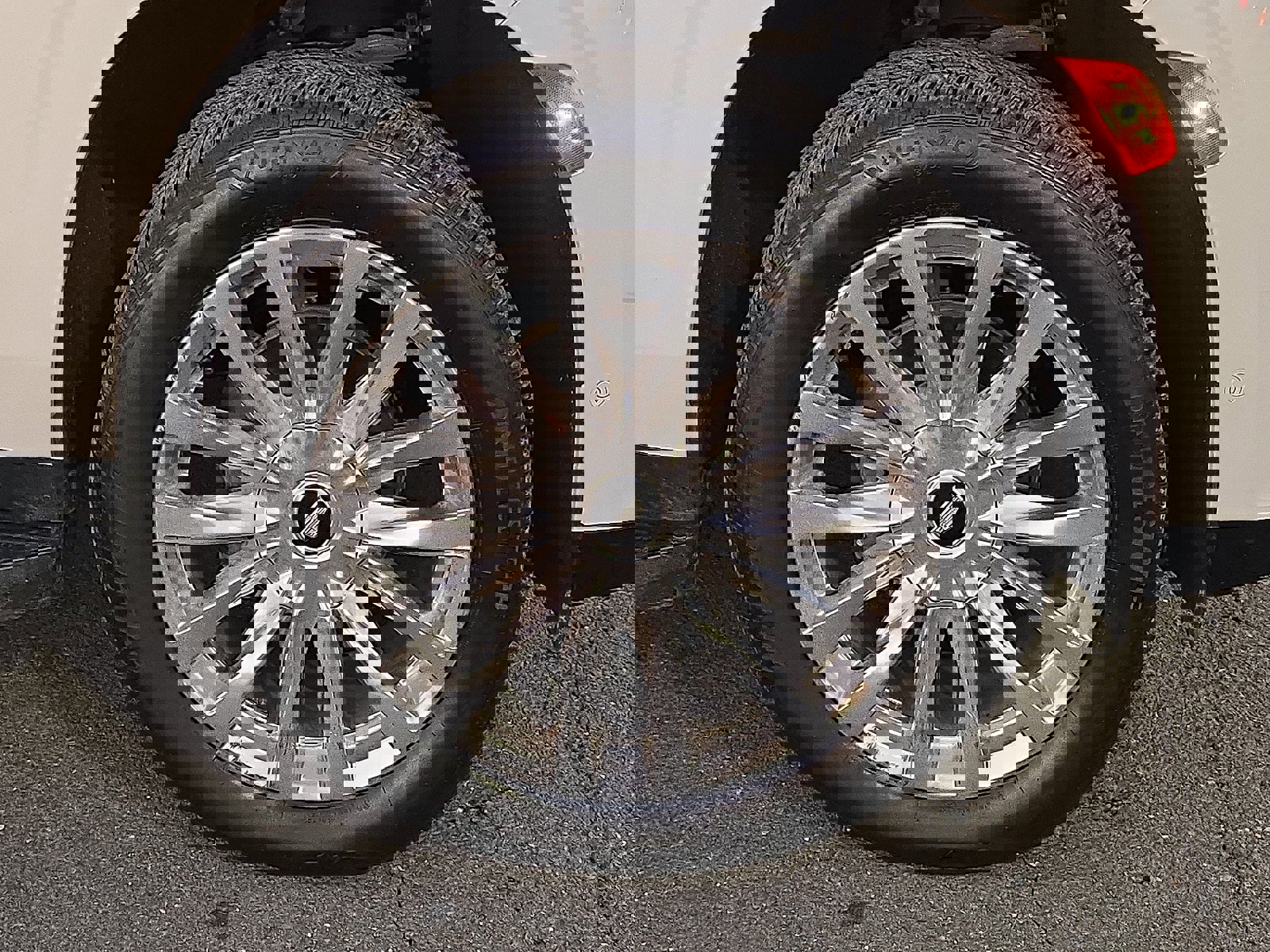 Used 2023 Cadillac Escalade Premium Luxury image 8