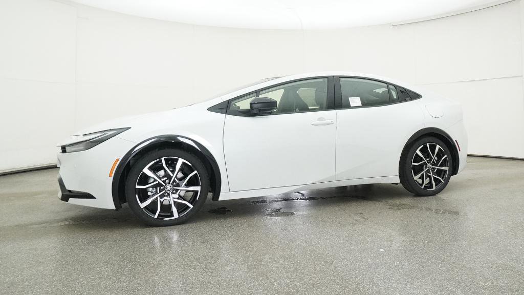 New 2025 Toyota Prius Plug-In Hybrid image 8