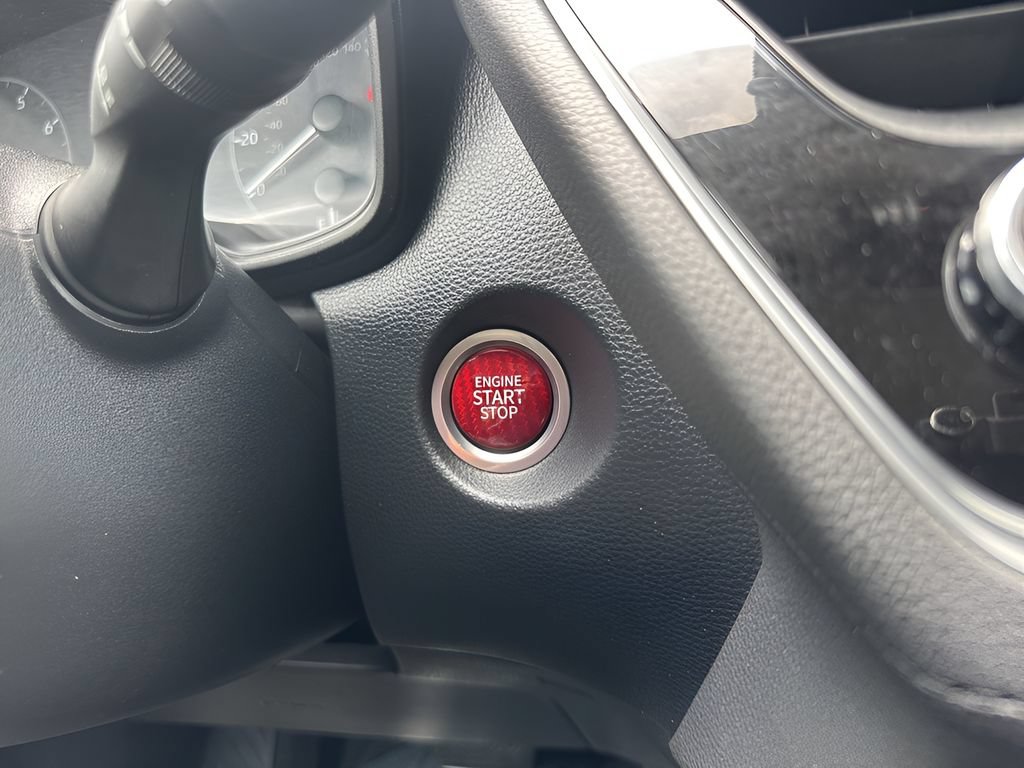 Used 2023 Toyota Corolla Cross LE FWD image 19