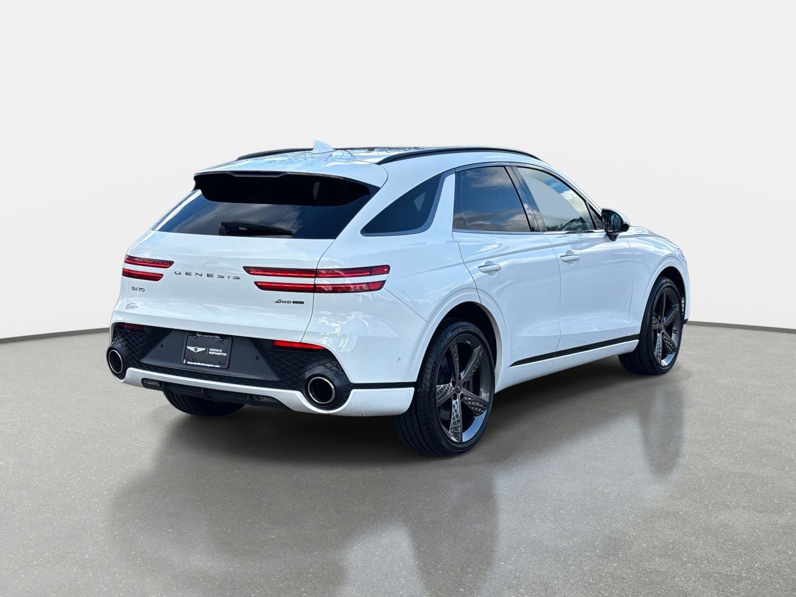Used 2025 Genesis GV70 3.5T Sport w/ Sport Advanced Package image 5