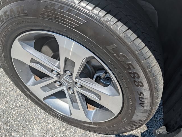Used 2025 Honda Pilot EX-L image 36