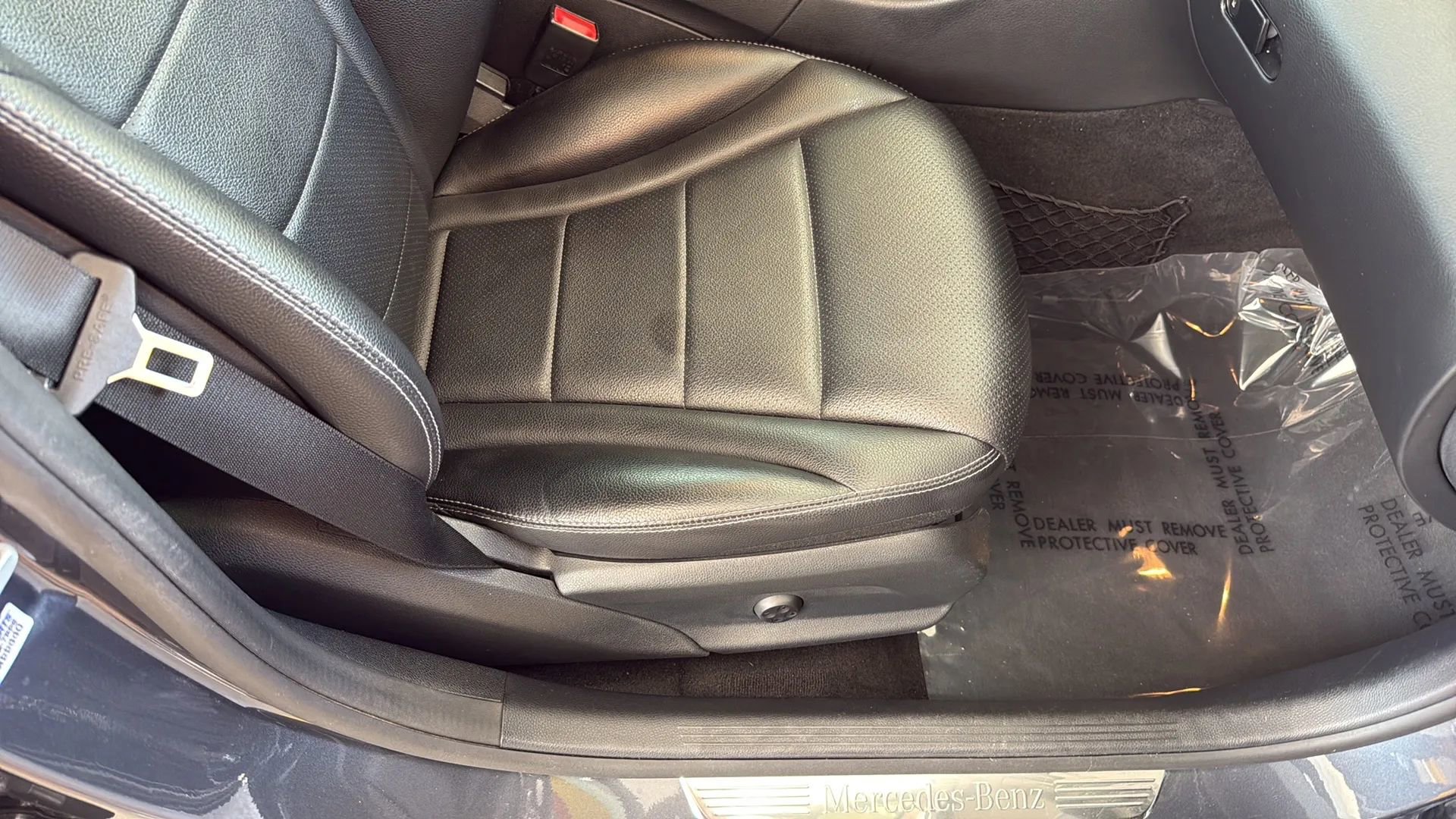 Used 2015 Mercedes-Benz C 300 Sedan image 32