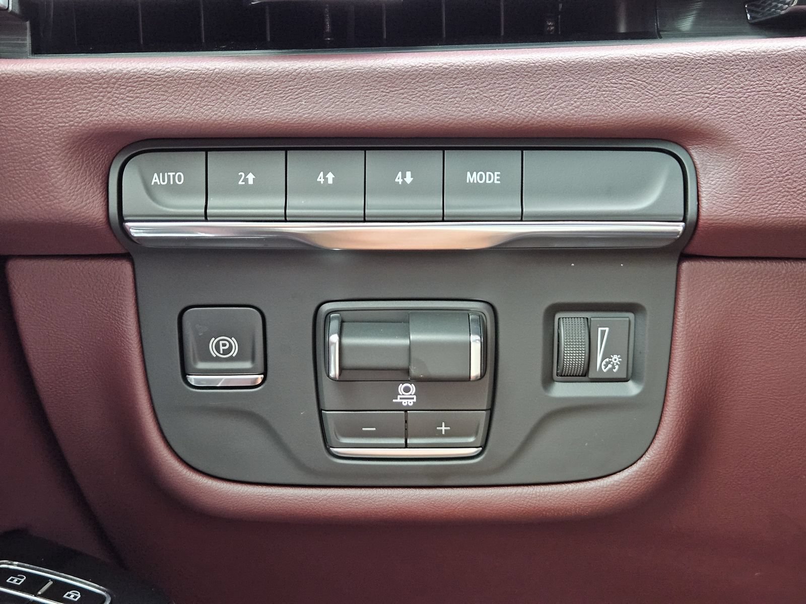 Certified 2026 Cadillac Escalade Sport AWD/4WD image 24