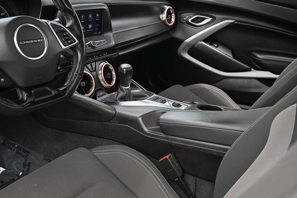 Used 2021 Chevrolet Camaro LT RWD image 29