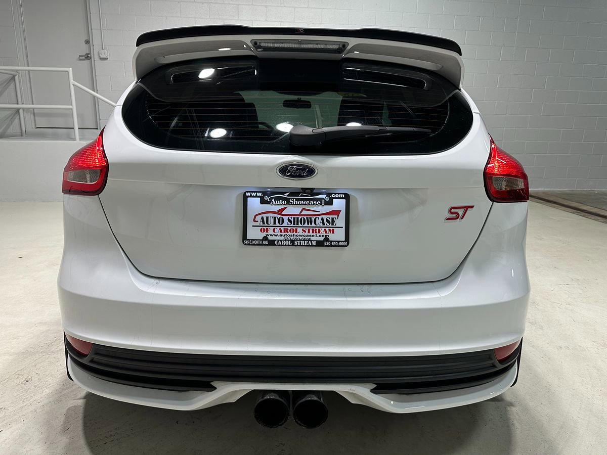 Used 2018 Ford Focus ST w/ Equipment Group 401A FWD image 8