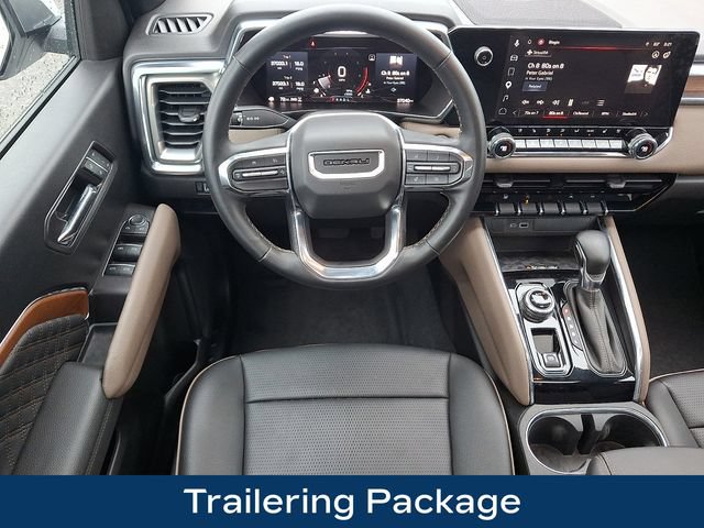 Used 2023 GMC Canyon Denali AWD/4WD image 3