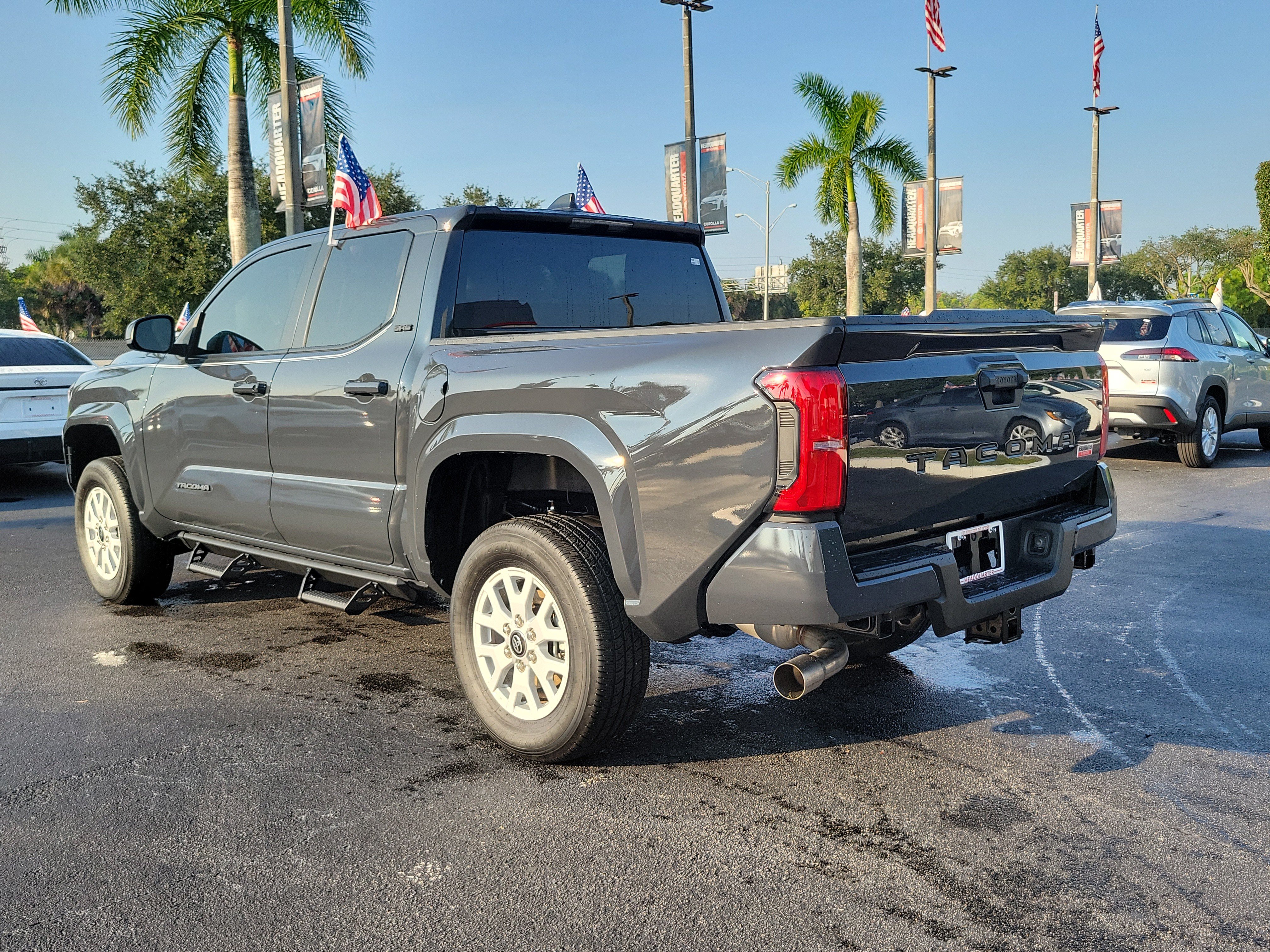 Used 2026 Toyota Tacoma SR5 RWD image 8
