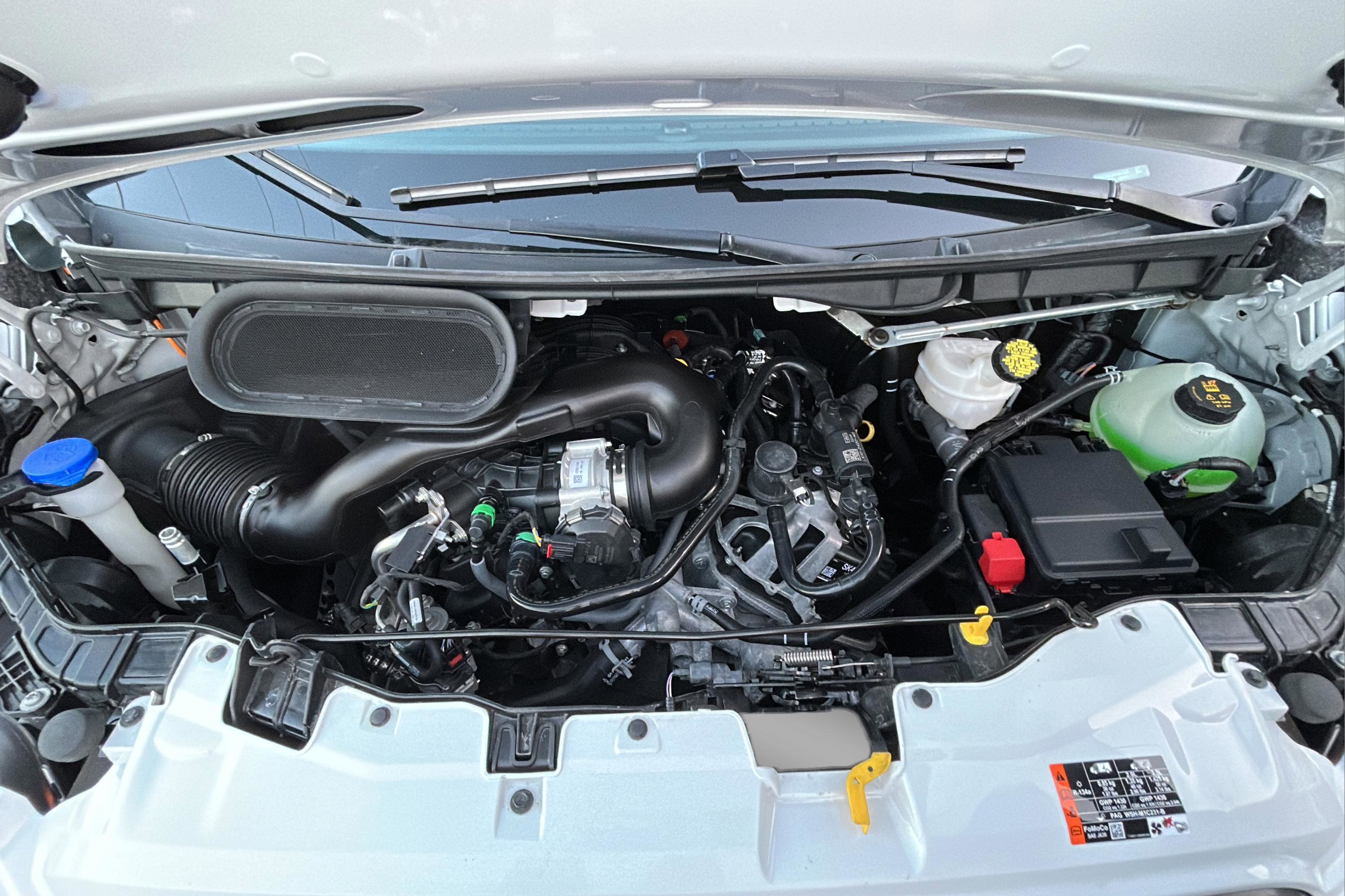 Used 2025 Ford Transit 350 XLT image 13