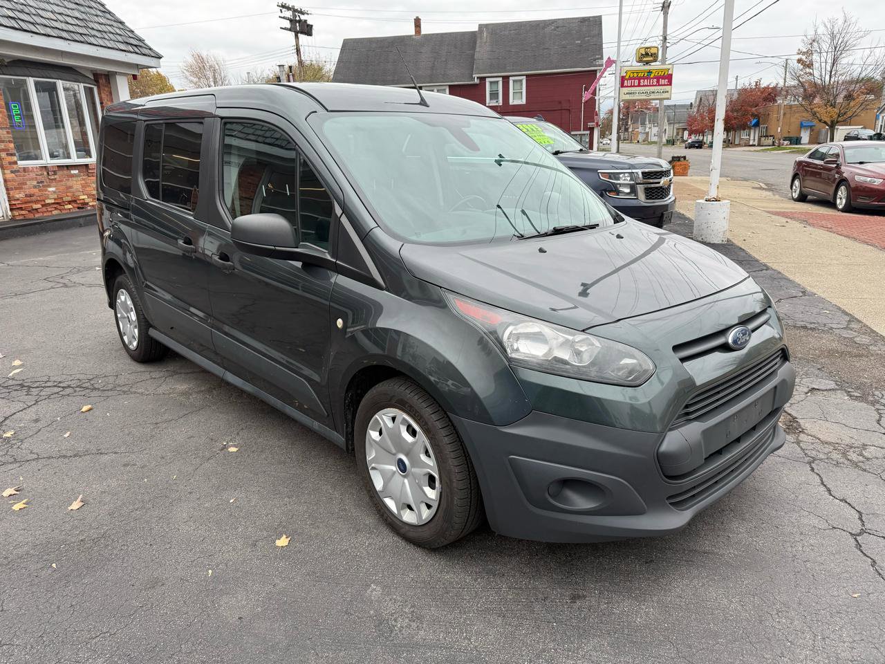 Used 2018 Ford Transit Connect XL image 3