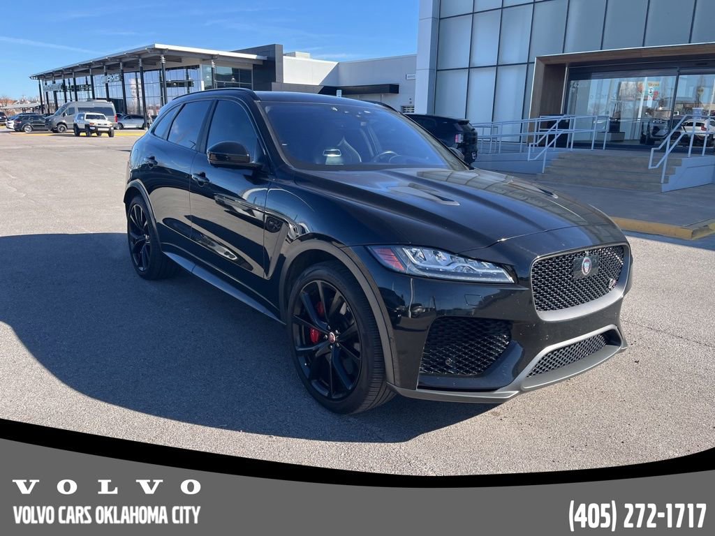 Used 2020 Jaguar F-PACE SVR image 3