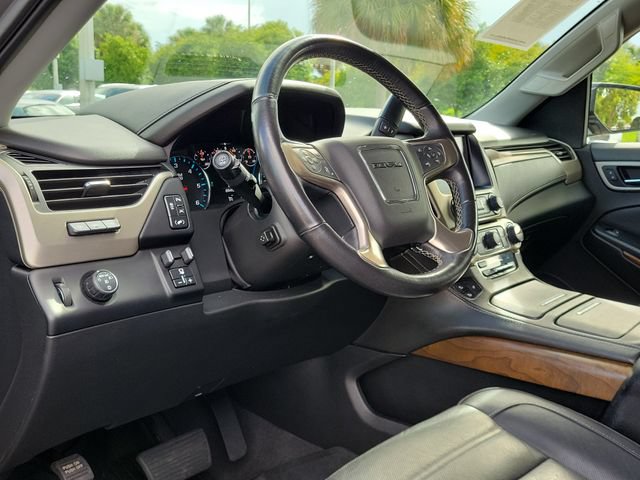 Used 2020 GMC Yukon Denali RWD image 11