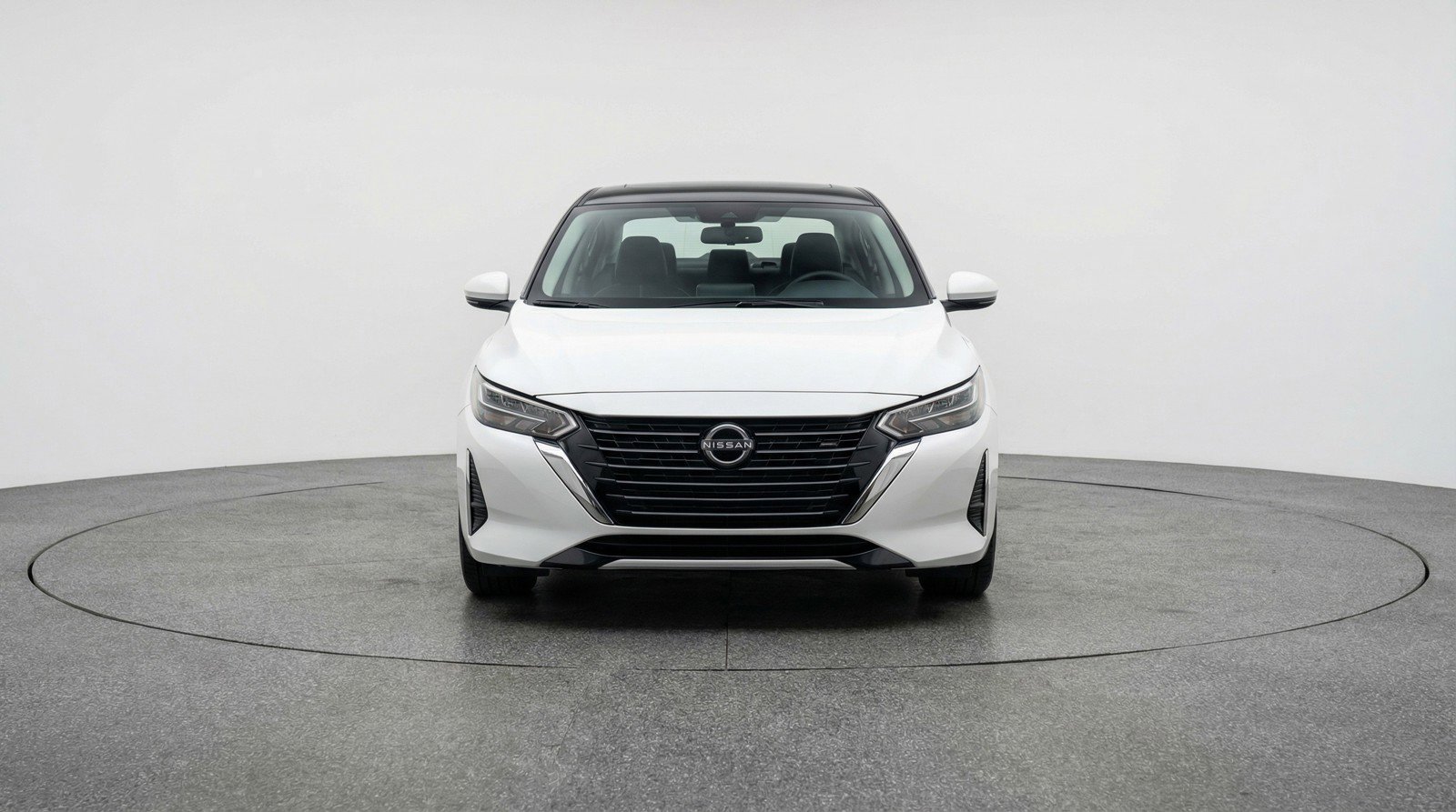 Used 2025 Nissan Sentra SV FWD image 2