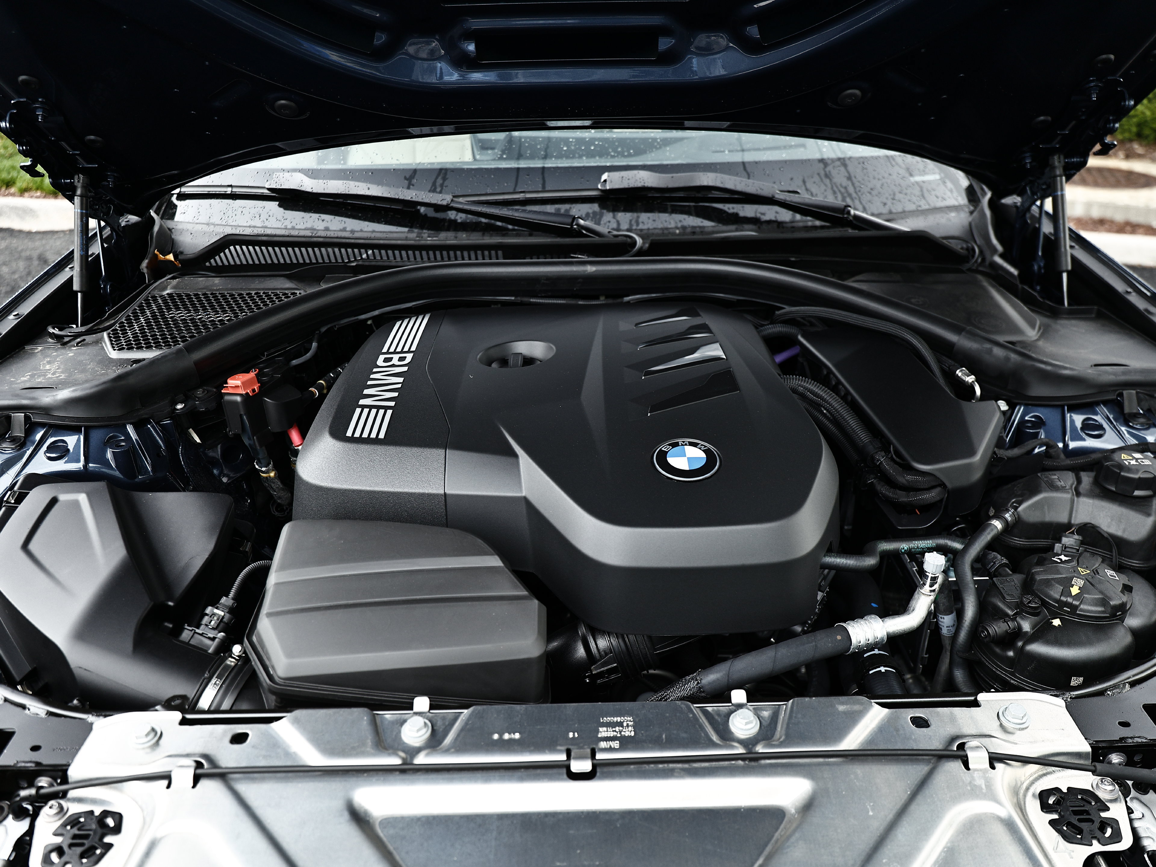 New 2026 BMW 330i Sedan w/ Premium Package RWD image 31