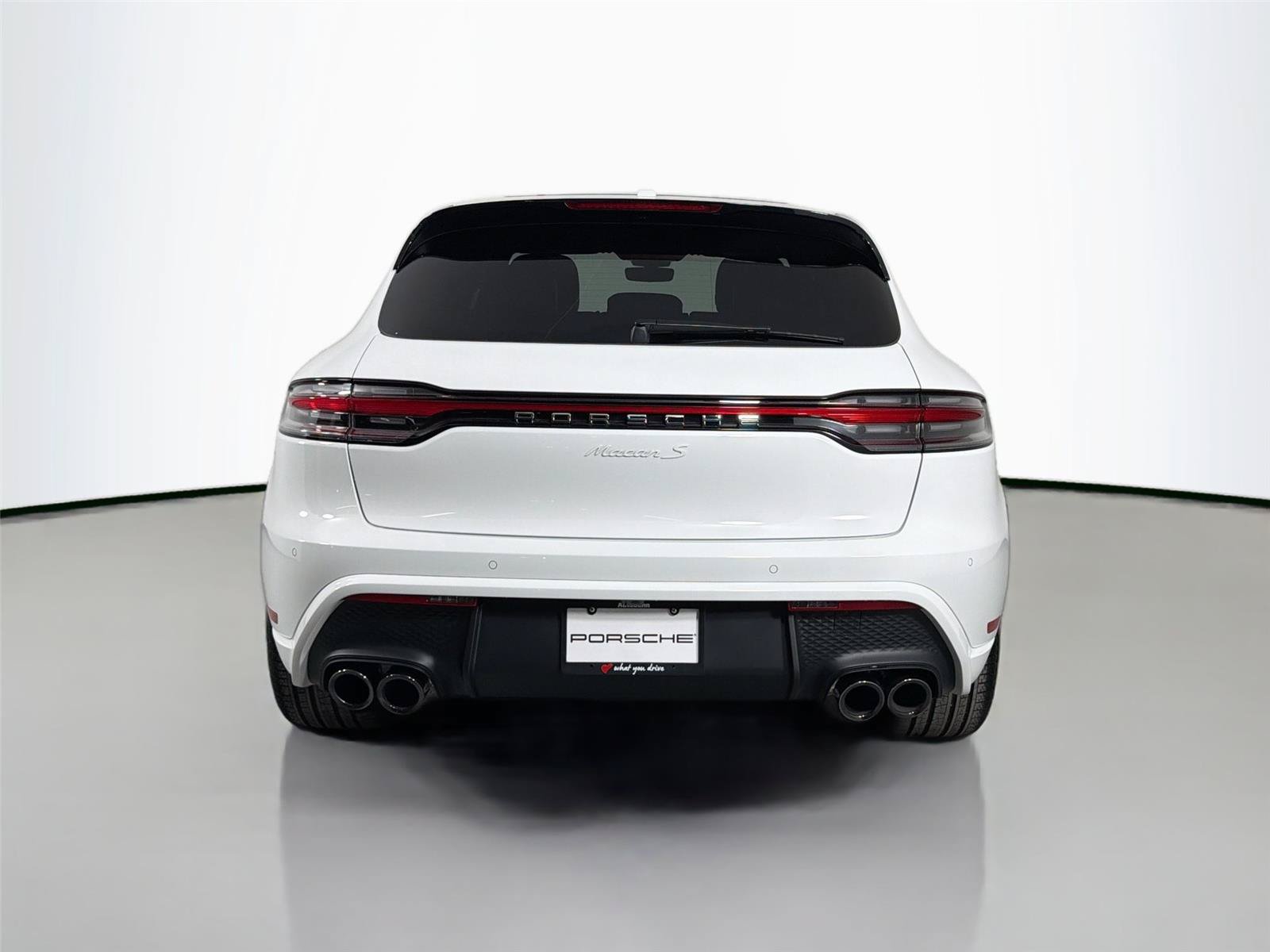 Certified 2025 Porsche Macan S AWD/4WD image 6