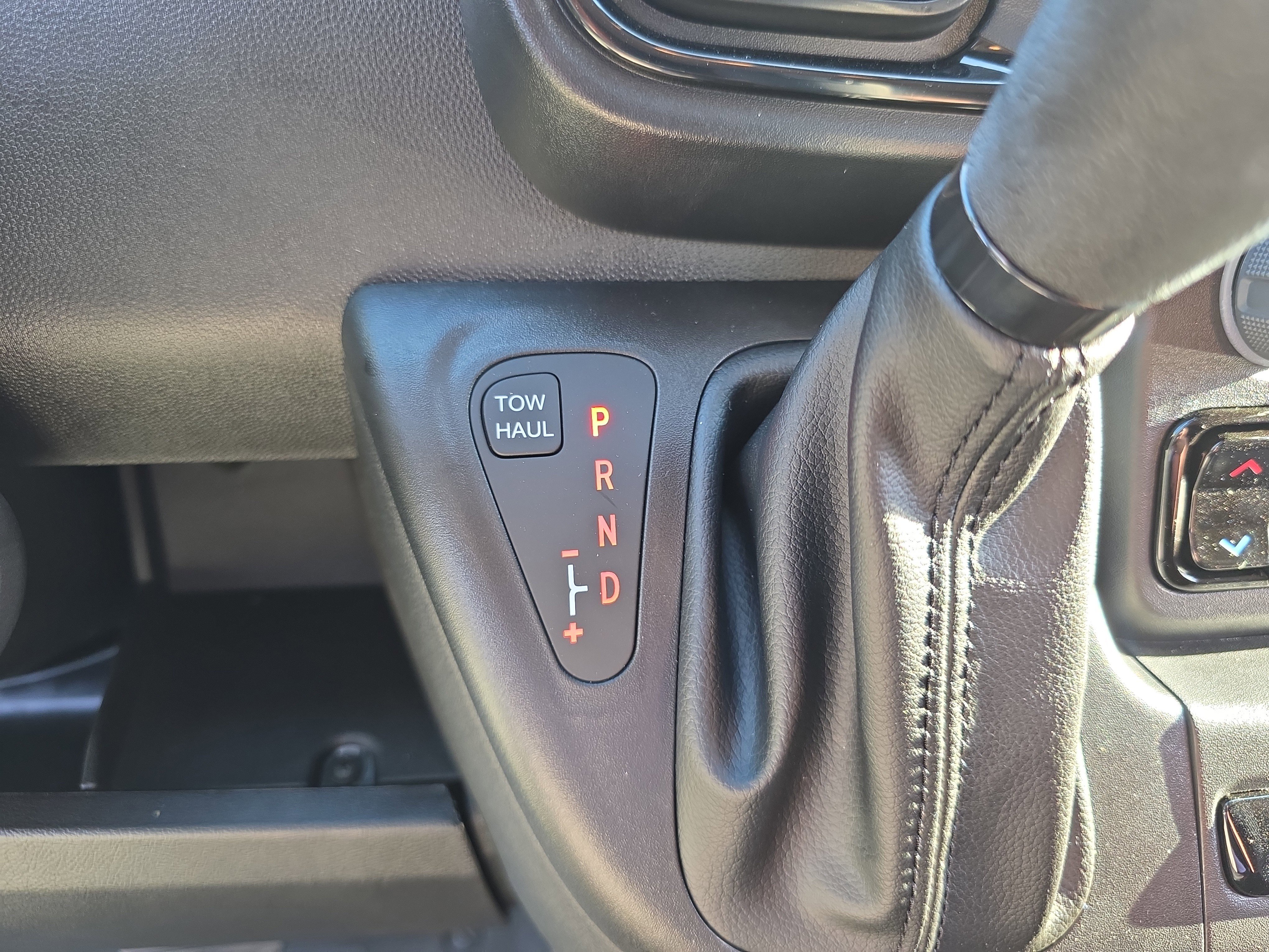 New 2026 RAM ProMaster 2500 w/ Safety Group FWD image 8