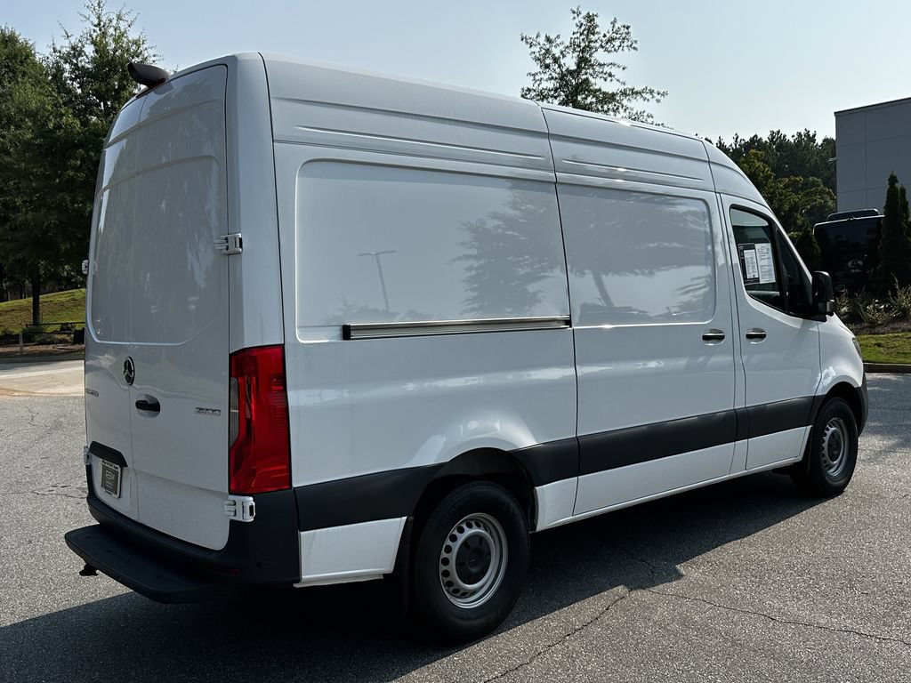 Used 2025 Mercedes-Benz Sprinter 2500 image 8