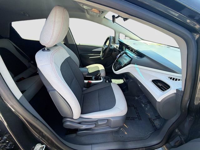 Used 2021 Chevrolet Bolt LT FWD image 25