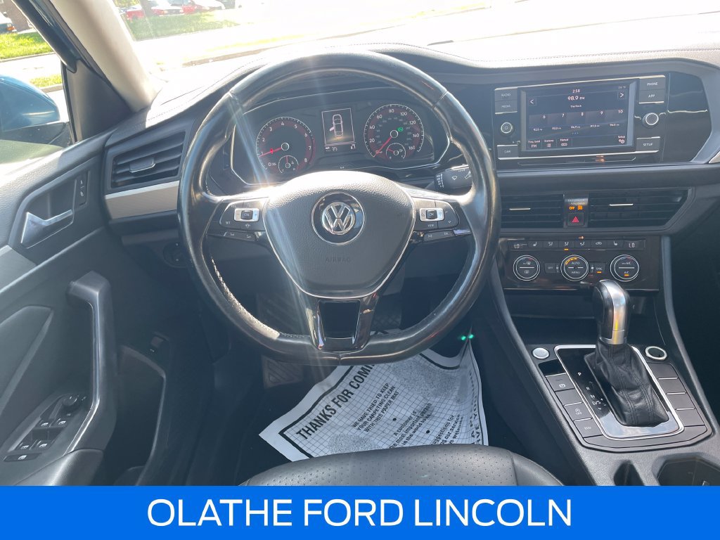 Used 2019 Volkswagen Jetta SE FWD image 16