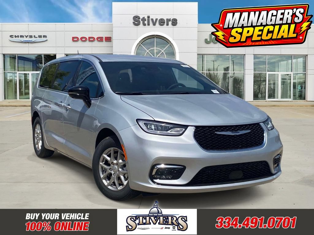 New 2026 Chrysler Pacifica Select