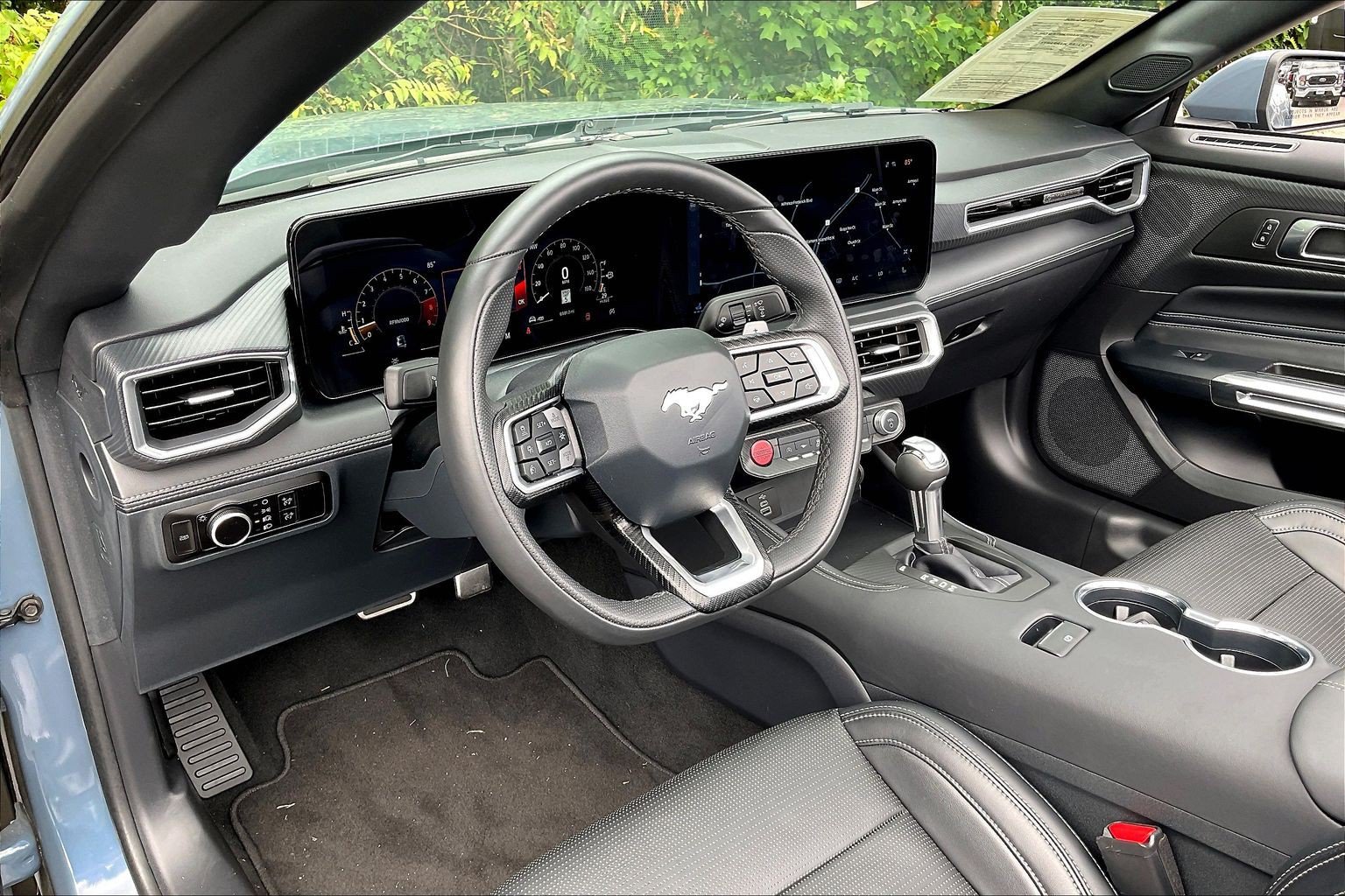 Used 2025 Ford Mustang GT Premium RWD image 14