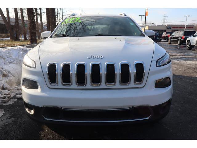 Used 2017 Jeep Cherokee Limited image 3