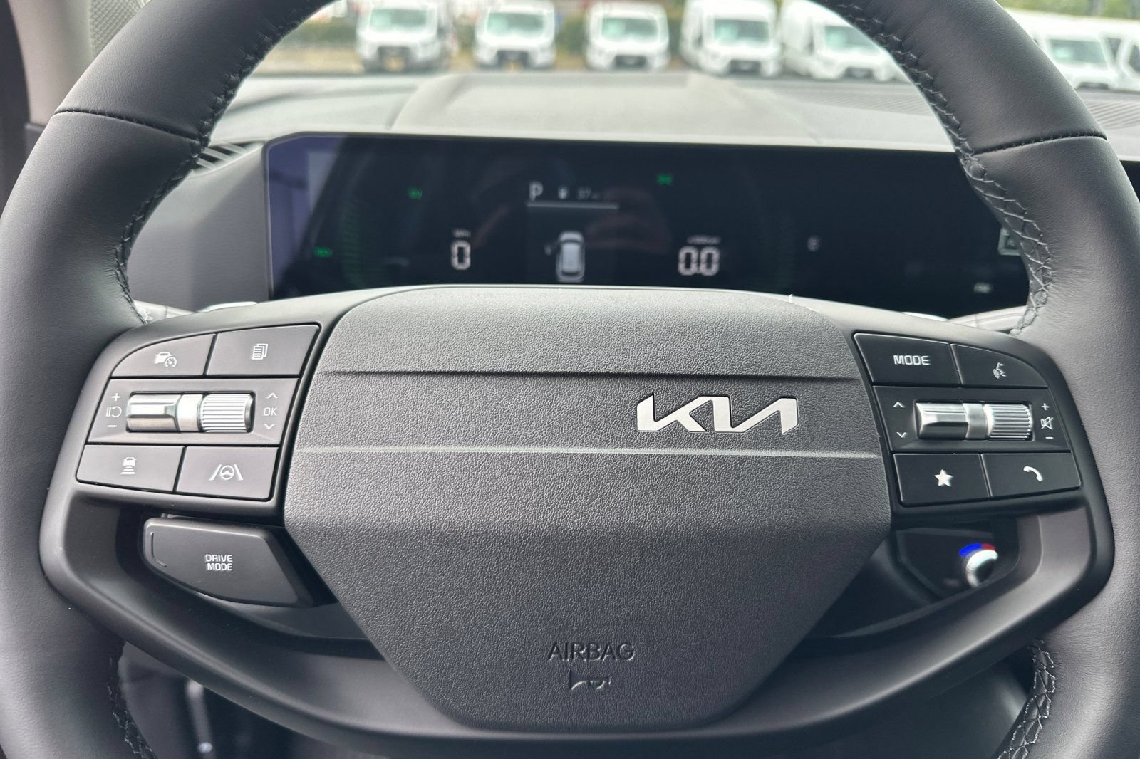 New 2026 Kia Sportage LX FWD image 23